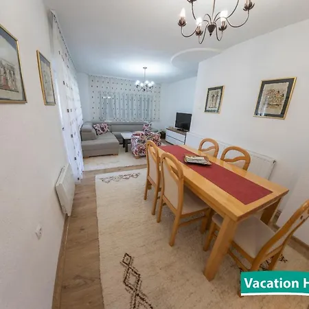 Holiday home Vacation Alan Kulen Vakuf